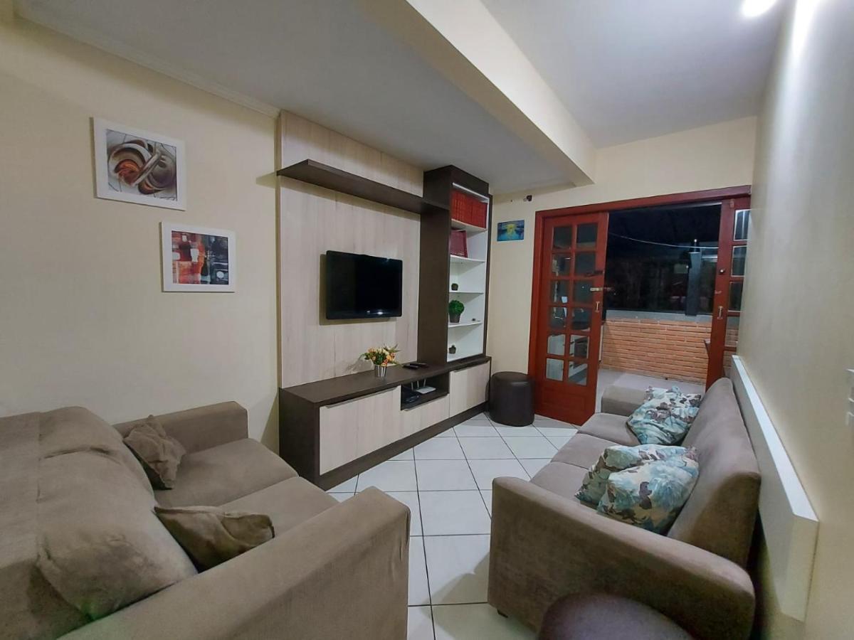 Apartamento 12 - Bombinhas - 200 Metros Da Praia Exterior foto