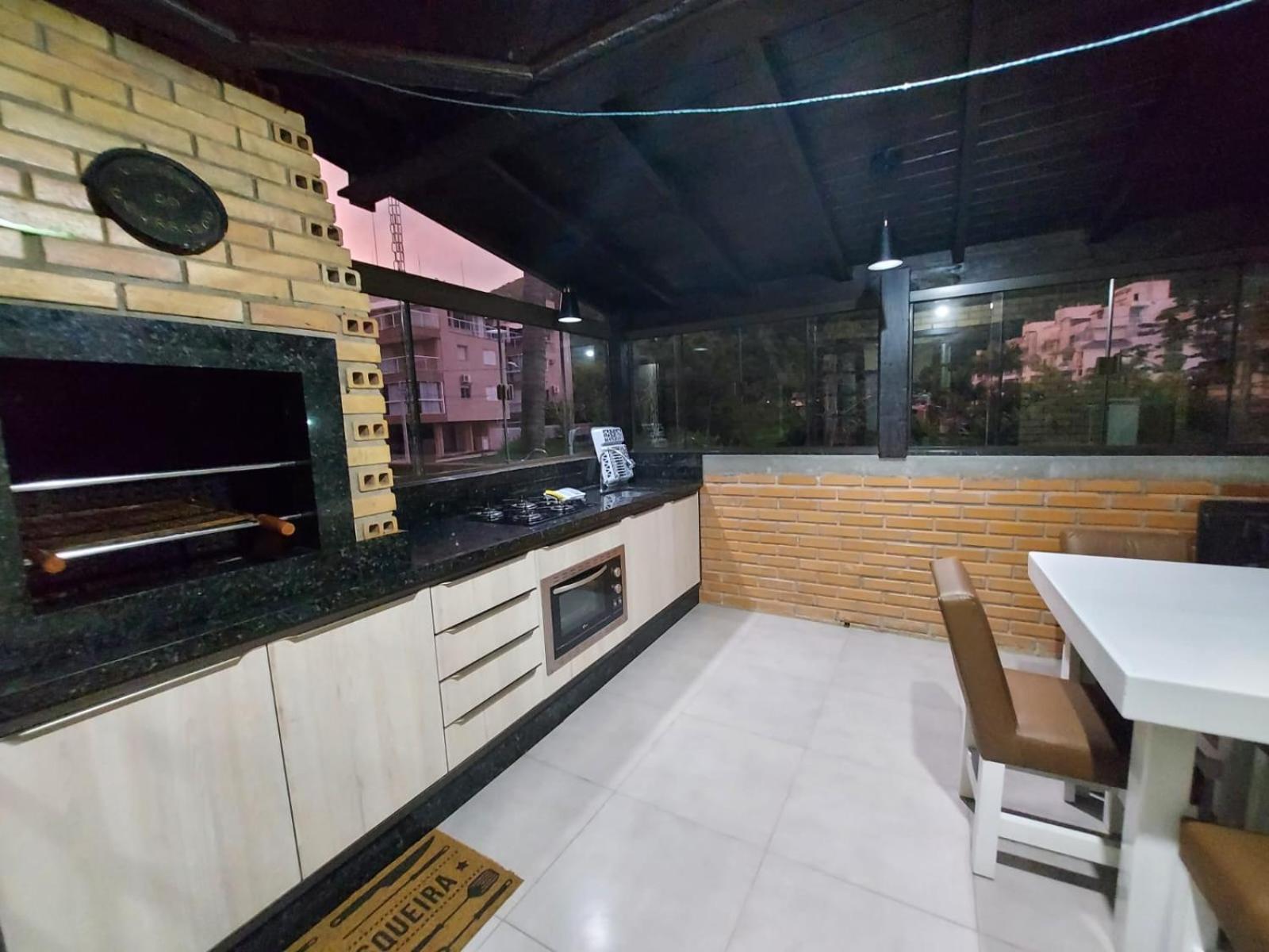 Apartamento 12 - Bombinhas - 200 Metros Da Praia Exterior foto
